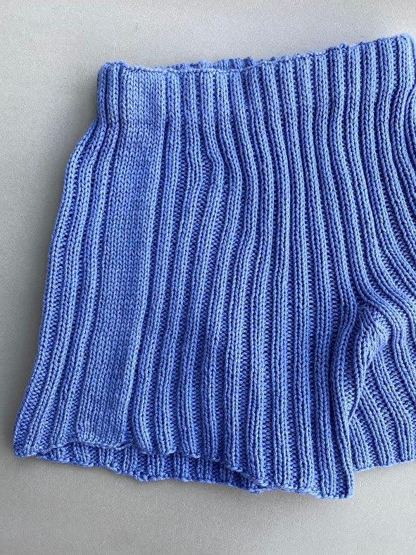 Regan Arkitektur honning Deima's sporty shorts pattern - knitting pattern (dansk) – Deima Knitwear