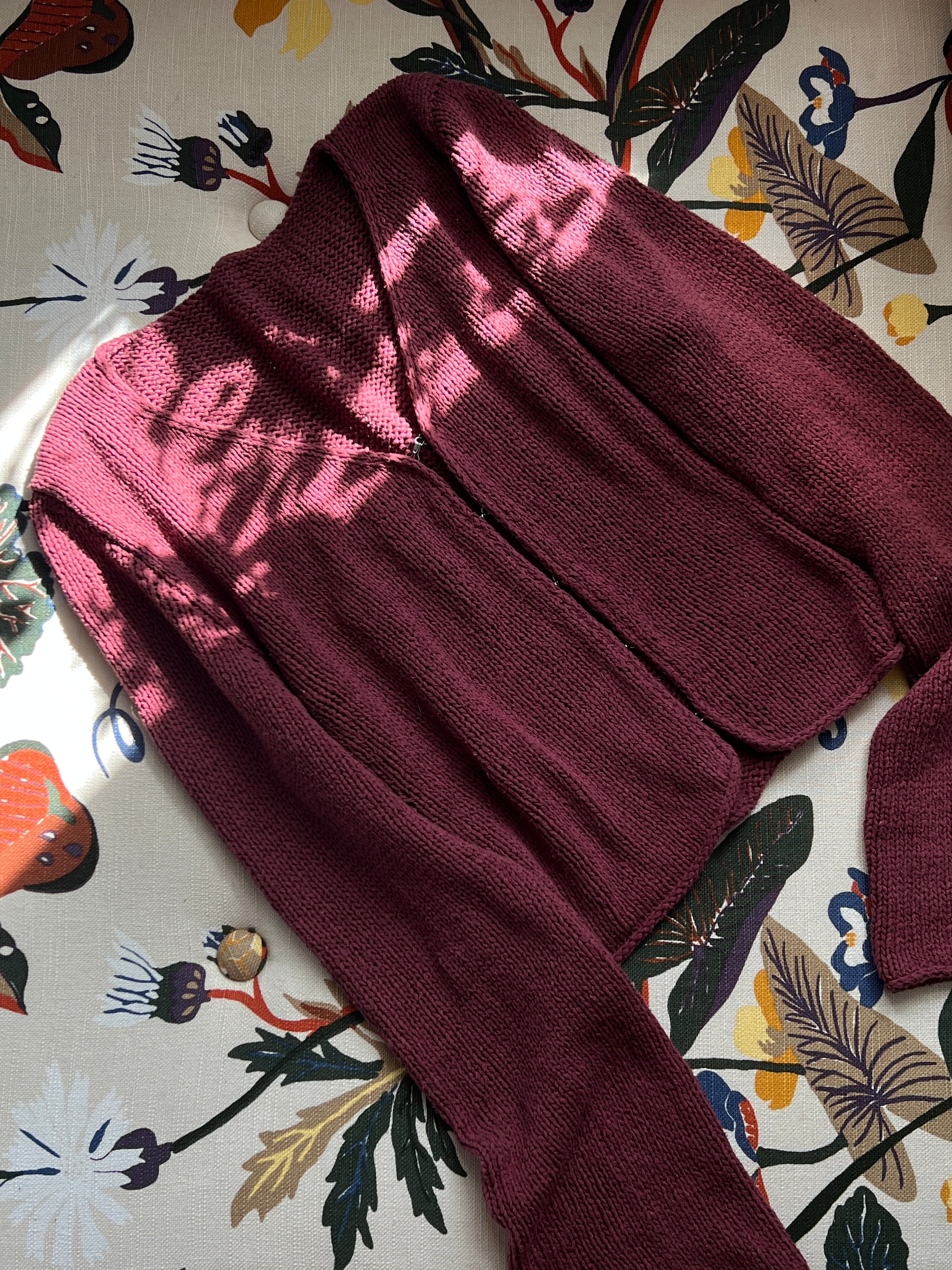 Deima's V cardi - knitting pattern (dansk)
