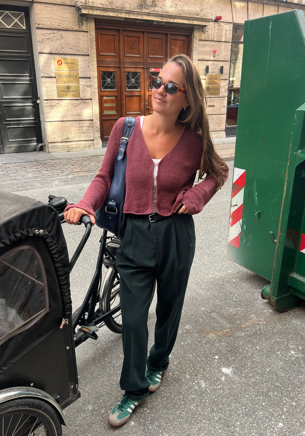 Deima's V cardi - knitting pattern (dansk)