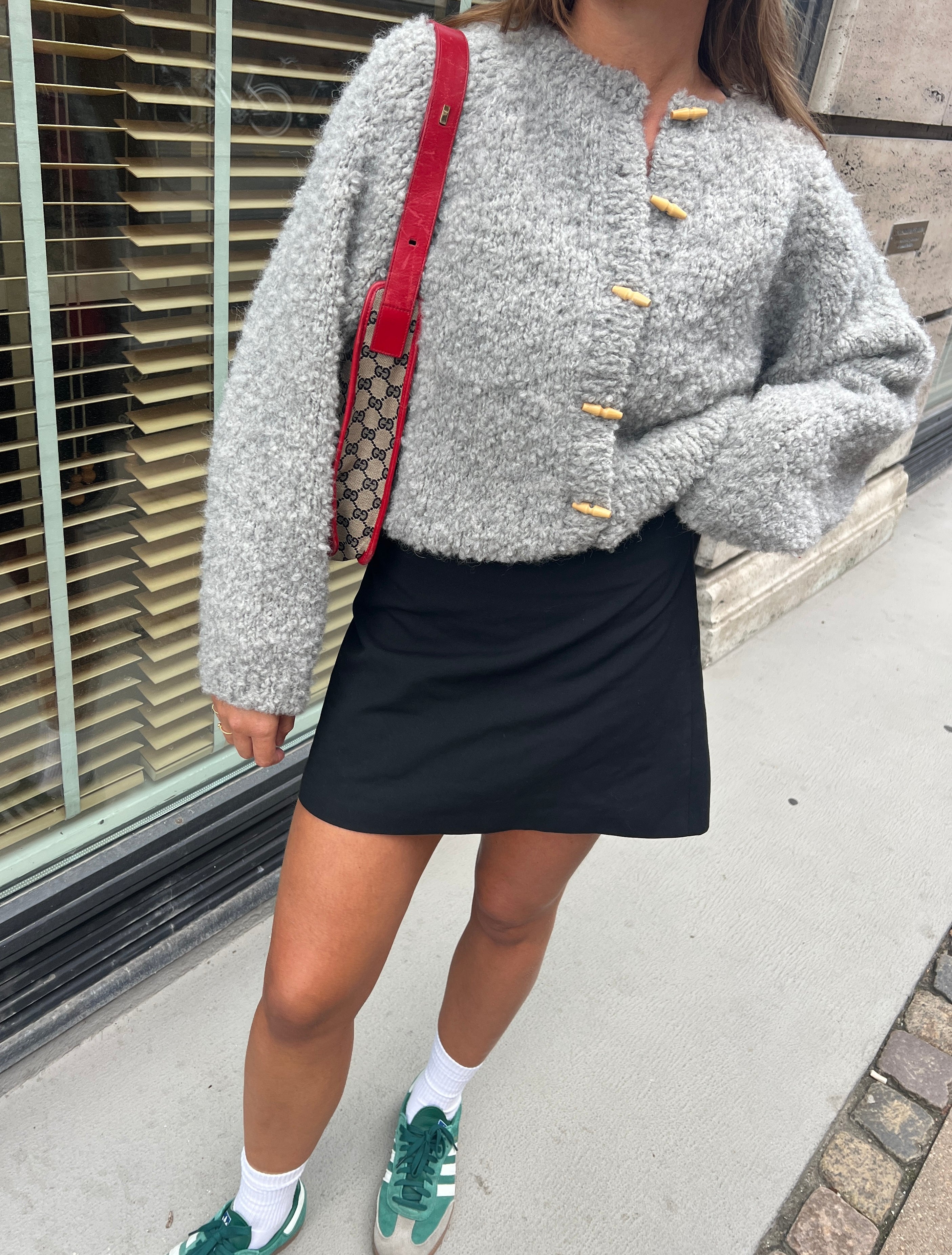 Deima's bouclé cardigan - knitting pattern (english)