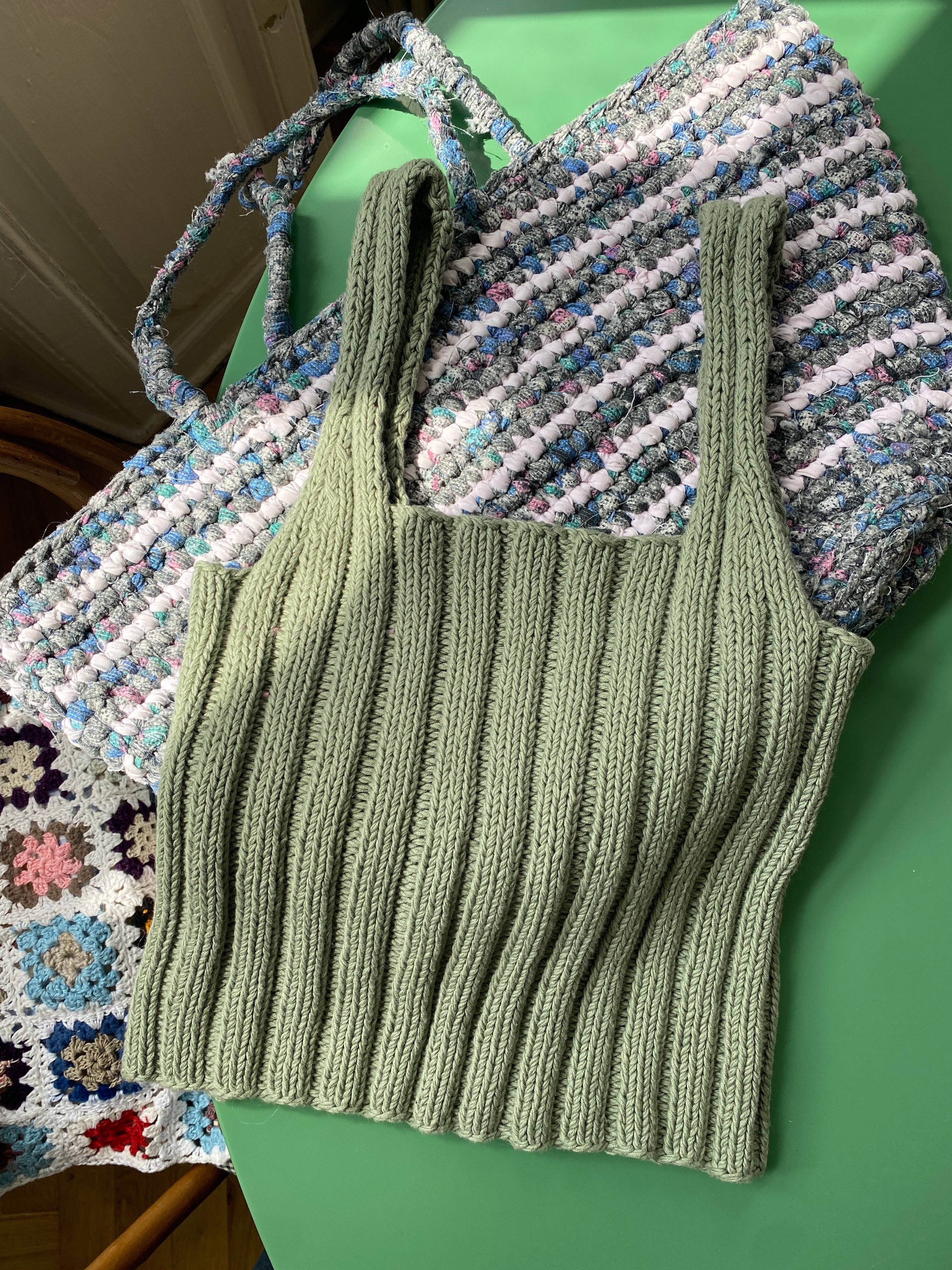 Deima's rib top - knitting pattern (dansk)