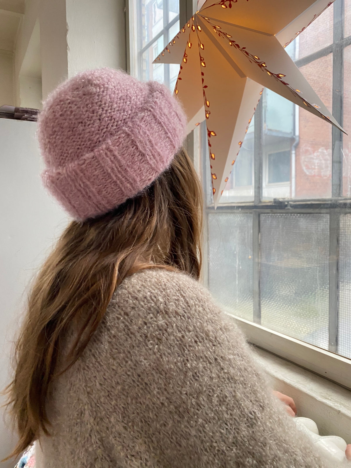 Deima's boucle beanie - knitting pattern (dansk) – Deima Knitwear