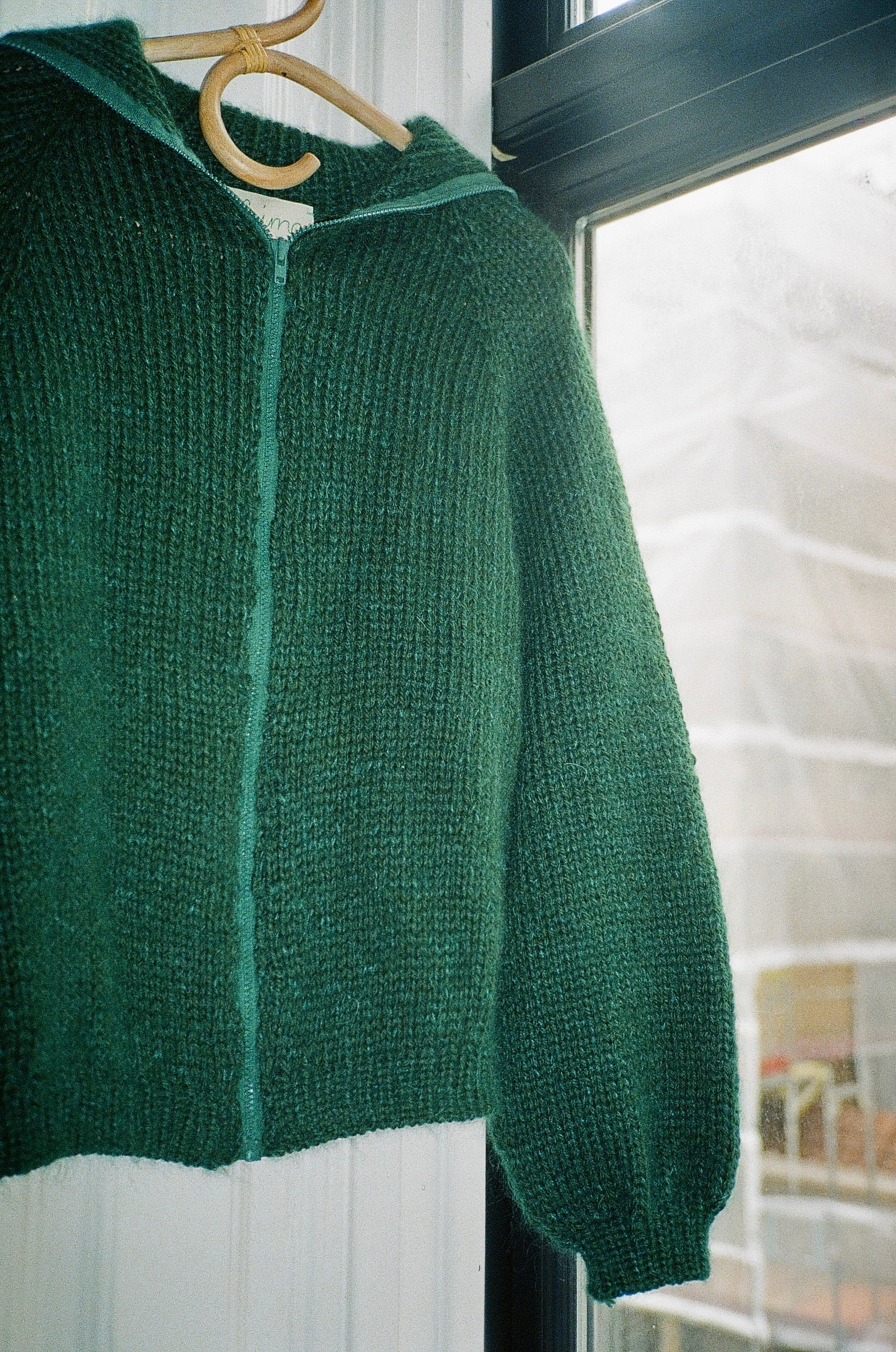 Zip-It Cardigan - WOOL